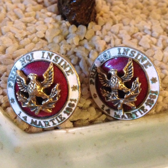 Vintage Jewelry - Vintage military enamel cora earring