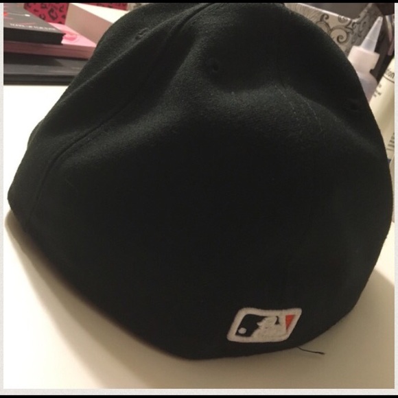SnapBack - Picture 2 of 3