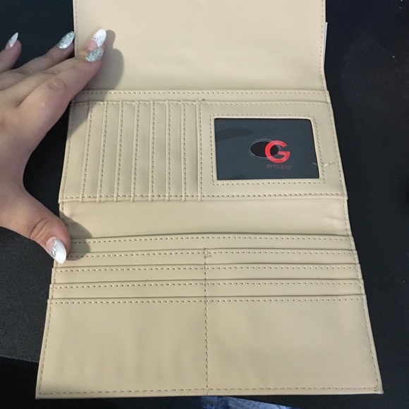 Wallet - Picture 2 of 4