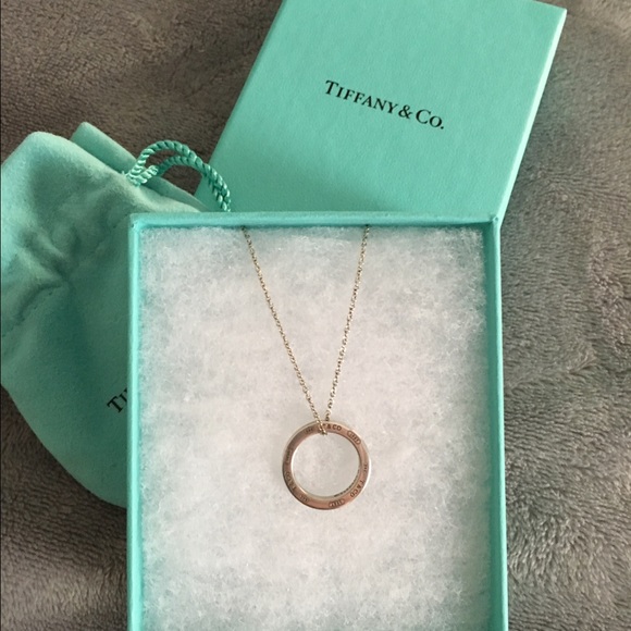 Tiffany & Co. Circle pendant
