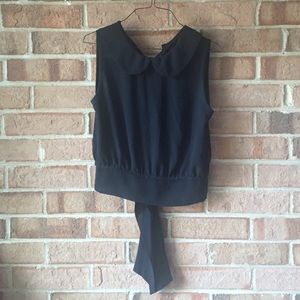 Black collared simple tank with tie