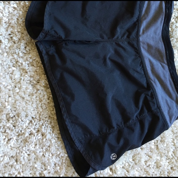 Lulu lemon running shorts