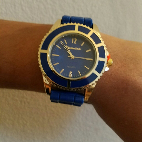 •FREE WITH $60 PURCHASE• sold - Picture 2 of 3