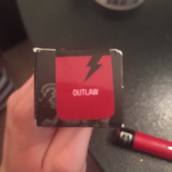 Kat Von D liquid lip - Picture 2 of 2