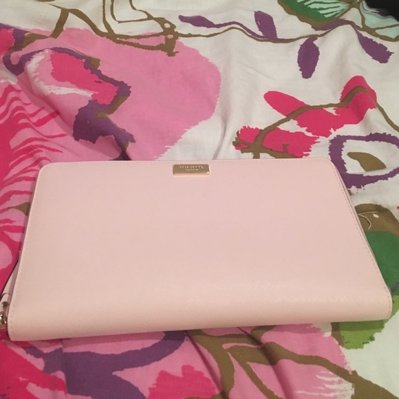 Kate Spade Travel Wallet