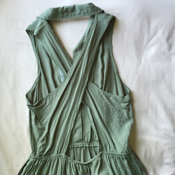 Green Open Back Dress - Picture 3 of 3