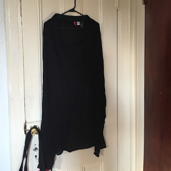 Maxi skirt with long slit