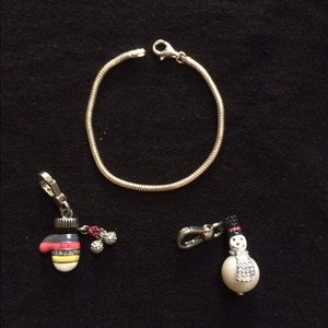 Juicy couture bracelet bundle!!