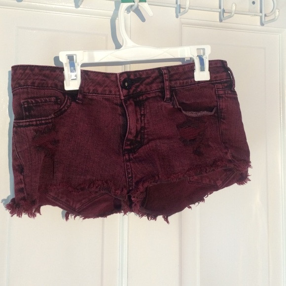 Bullhead black shorts