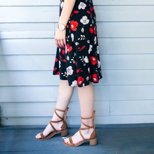 Steve Madden Rizzaa Lace Up Suede Block Heels