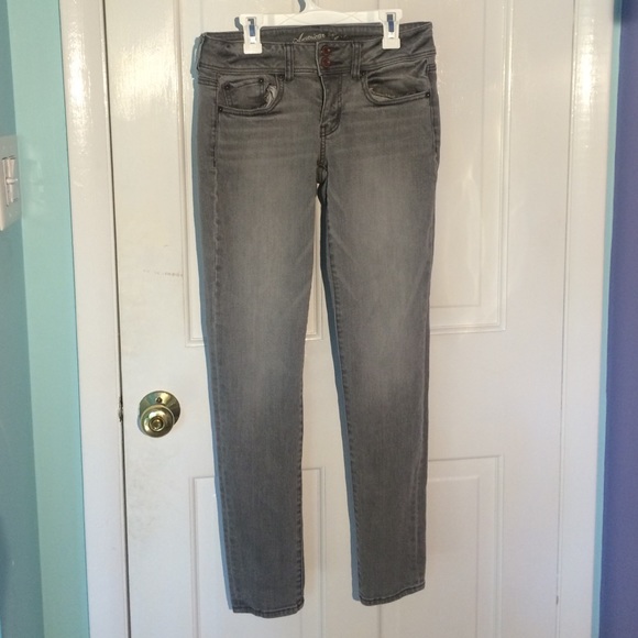 American eagle grey jeans