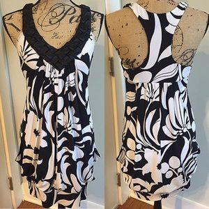 B+W Floral Dress