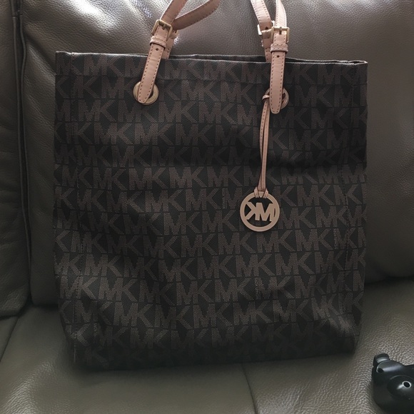 Michael Kors handbag