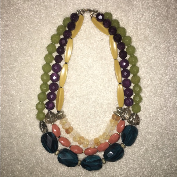 GORGEOUS beaded statement necklace