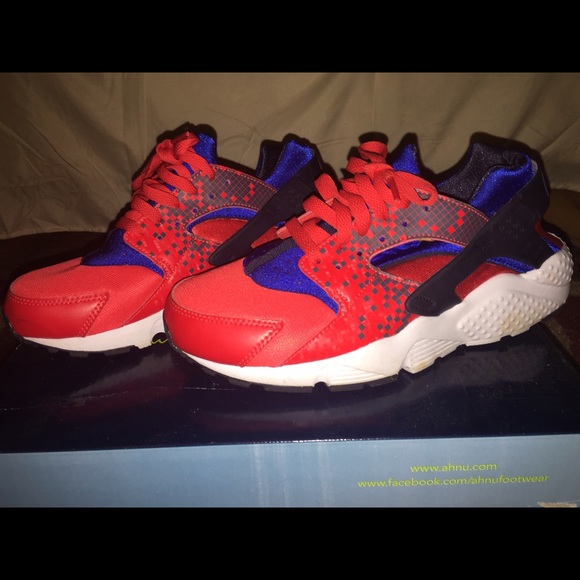 Red, White and Blue Nike Huaraches - Picture 3 of 3