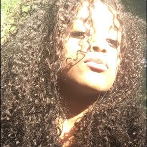 Meet your Posher, Leandra