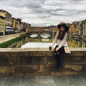 Meet your Posher, Daisey