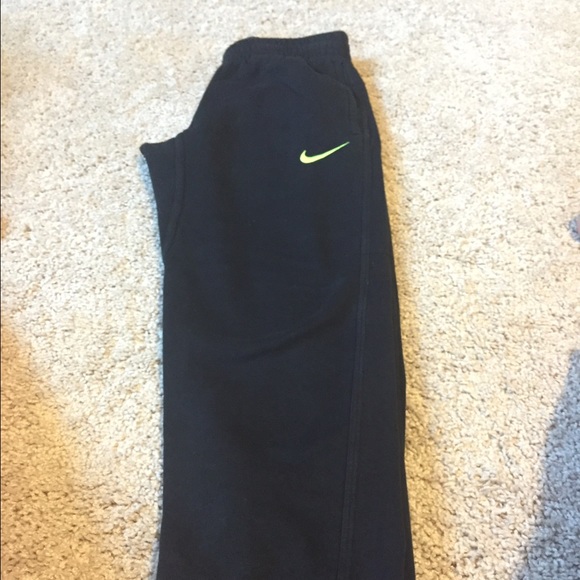 Boys Nike sweatpants