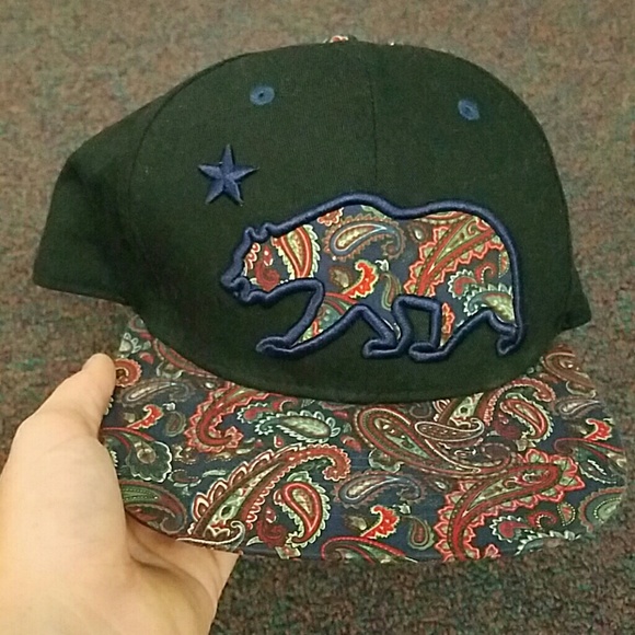 PAISLEY AND BLACK CALI SNAP BACK