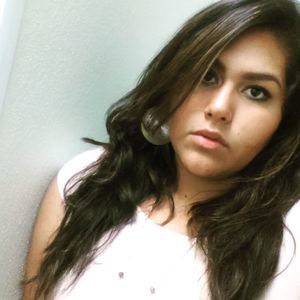 Meet your Posher, Cassandra