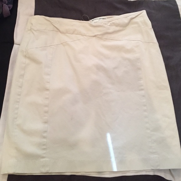 Pencil skirt