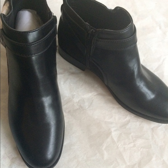 H&M flat boots