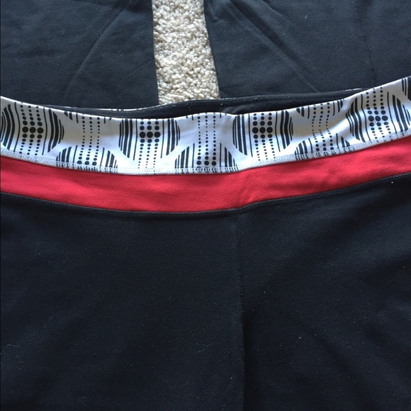 LULULEMON ATHLETICA YOGA GROOVE PANTS SZ 12