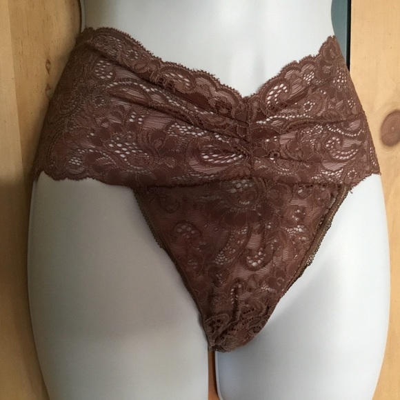 Sexy Vintage Lace Bralette from the 1980s - Picture 4 of 4