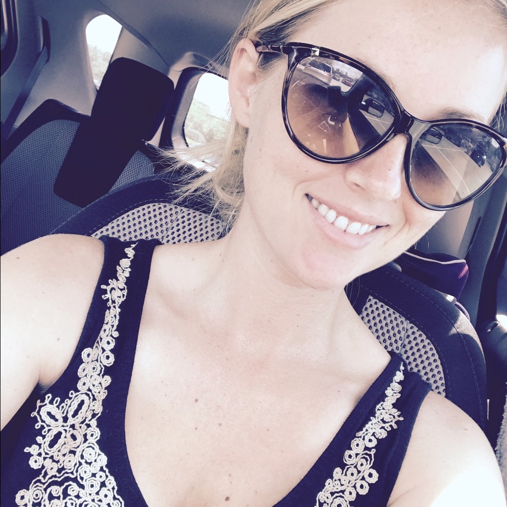 Meet your Posher, Leia