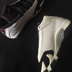 Jordan Retro 14 size 4.5 Gradeschool