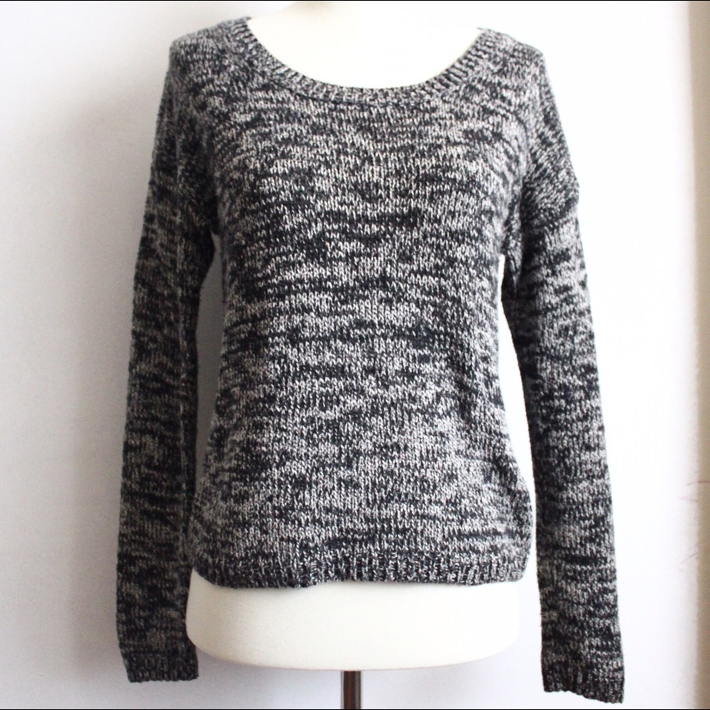 Uniqlo Marled Crop Sweater