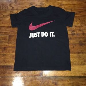 Toddler Boys Nike t-shirt.