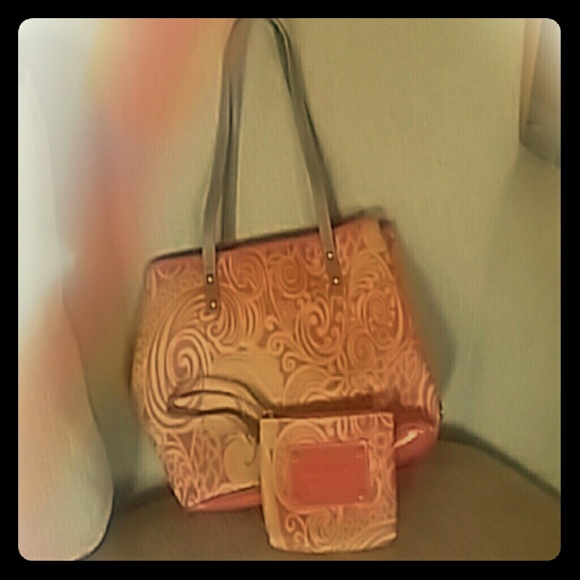 Hand bag