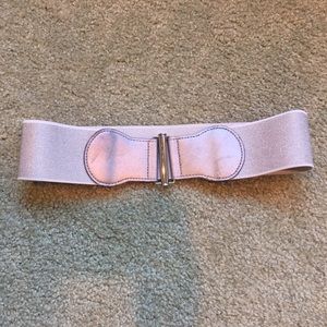 The Limited stretchy belt