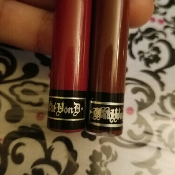 REAL VS FAKE - Picture 3 of 4