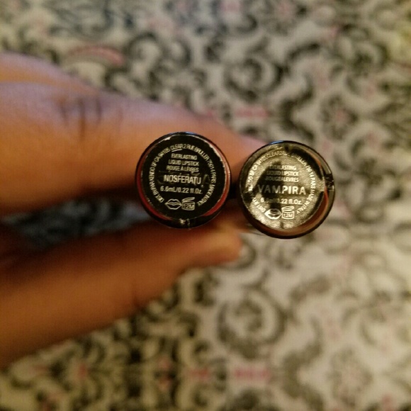 REAL VS FAKE - Picture 4 of 4