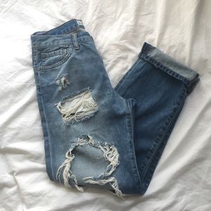 TOPSHOP MOTO Super Distressed Boyfriend Jeans