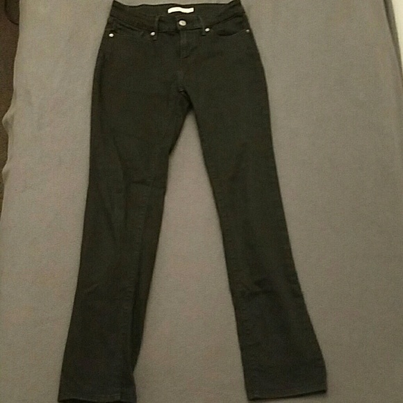 BLACK STRAIGHT LEG JEANS