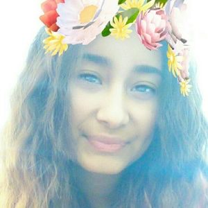 Meet your Posher, Kasandra
