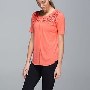 ⚡️flash sale⚡️Lululemon run away tee