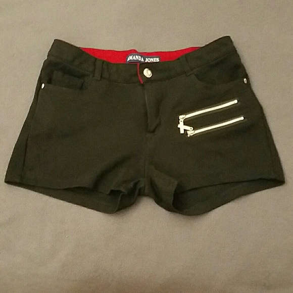 BLACK SHORT SHORTS - Picture 1 of 2