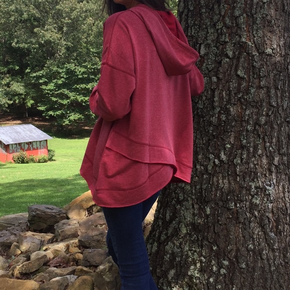 Over-sized Hooded Sweatshirt - Picture 3 of 4