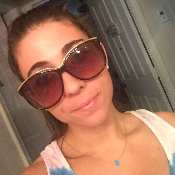 ?HP? Authentic Gucci Gold rimmed Sunglasses