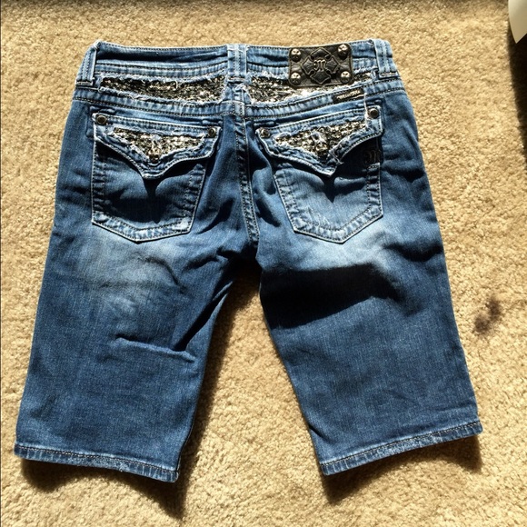Miss Me Bermuda Jeans