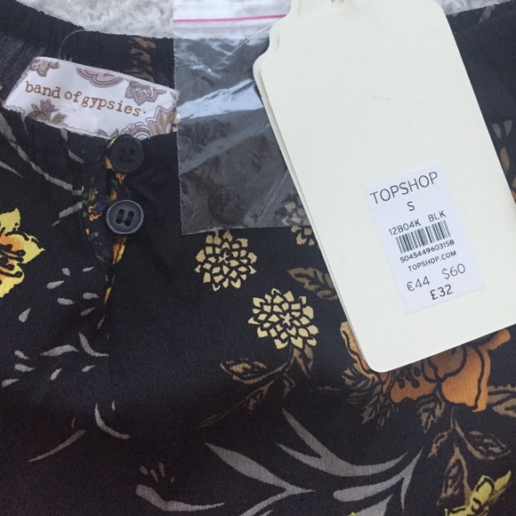 Topshop Floral Shorts - Band of Gypsies - Picture 3 of 5