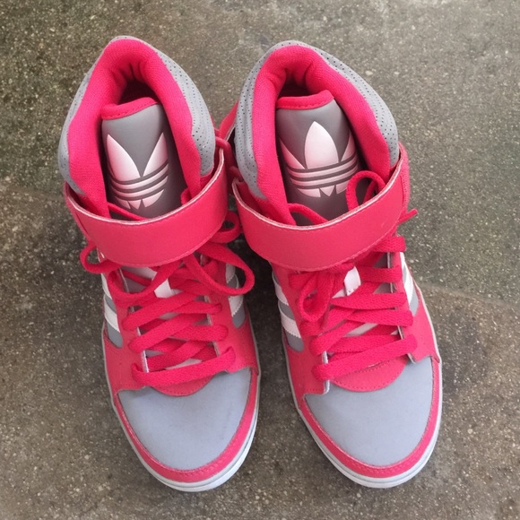 Adidas 4" high shoes