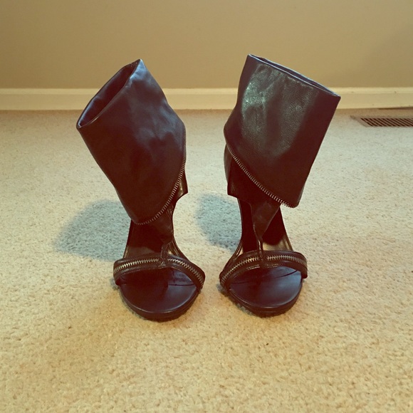 Jessica Simpson Black High Heel Sandals
