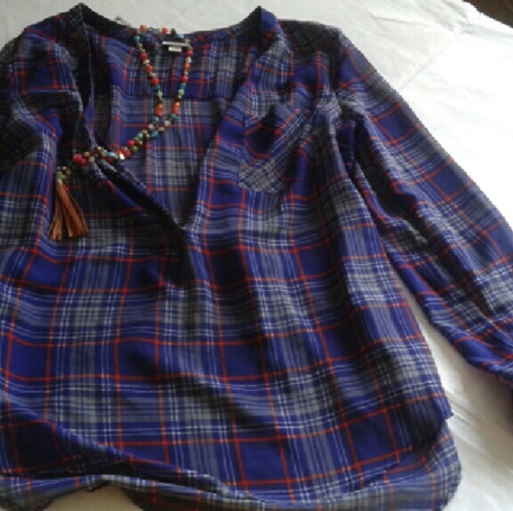 Chiffon plaid top so flowy and gorgeous :) - Picture 2 of 4