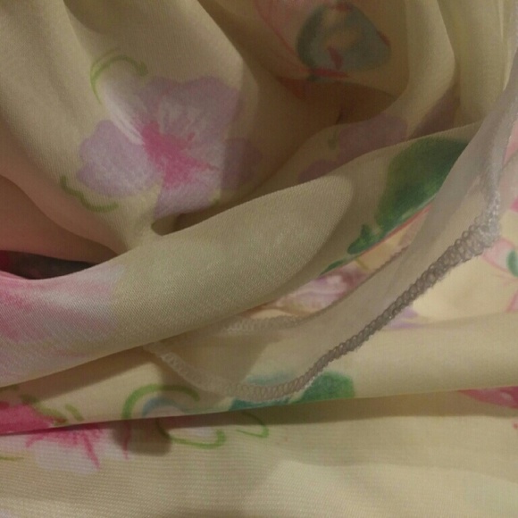 Addl pics...  Soft, Mellow Yellow