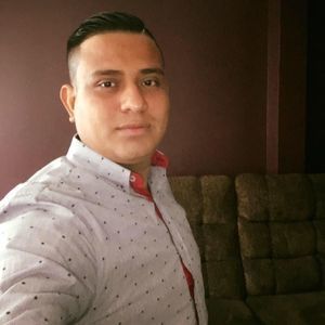 Meet your Posher, Elias